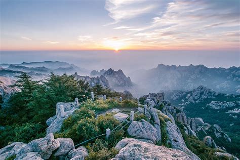 如何坐車去嶗山？嶗山之景，不僅僅是山景，更是歷史與文化的融合體。